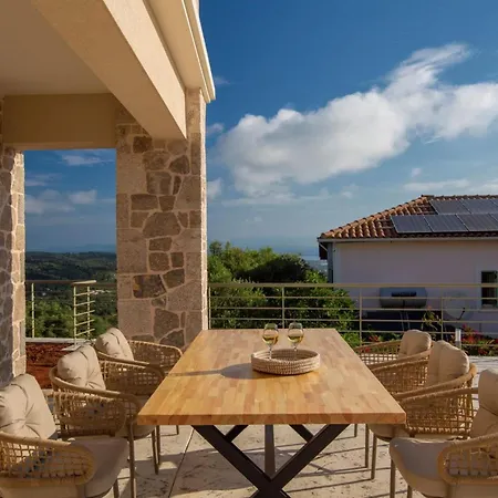 Veramente With Sea View