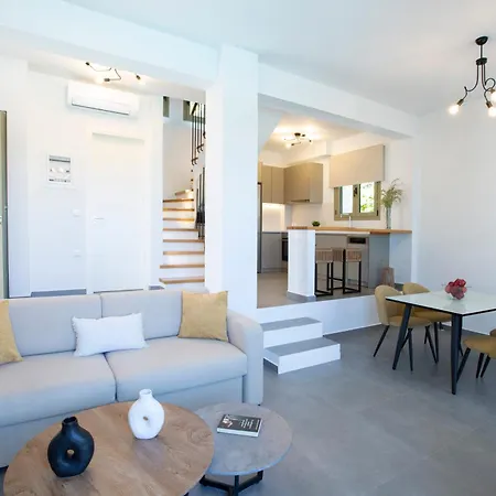 Veramente With Sea View *