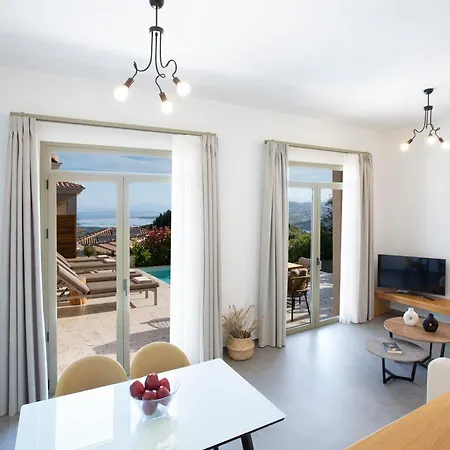 Луксозна вила Veramente With Sea View