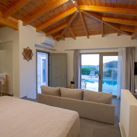 Луксозна вила Veramente With Sea View *