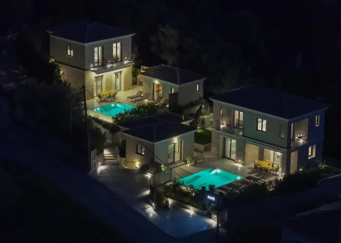 Villa Veramente With Sea View